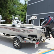 Ranger boats 2400 bay