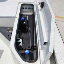 Ranger boats 2400 bay