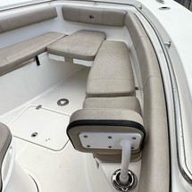 Angler Pro Boats 2900 center console