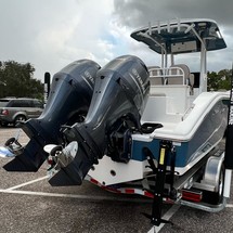 Angler Pro Boats 2900 center console