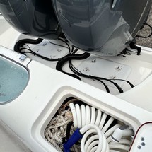 Angler Pro Boats 2900 center console