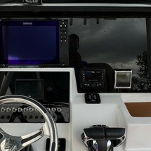 Angler Pro Boats 2900 center console