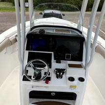 Angler Pro Boats 2900 center console