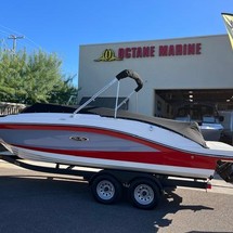 Sea Ray SPX 230