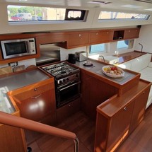 Beneteau Oceanis 55