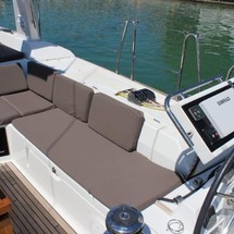 Beneteau Oceanis 55