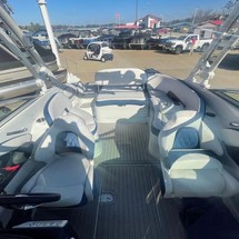 Crownline E 255 Surf