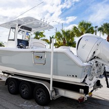 Sea Ray hunt ultra 211