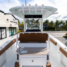 Sea Ray hunt ultra 211