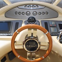 Azimut 62E