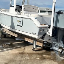 Sea Ray hunt ultra 211
