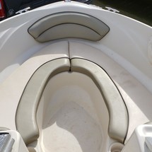 Sea ray 260 bow rider select