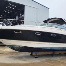 Chaparral 330 Signature