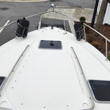 Chaparral 330 Signature