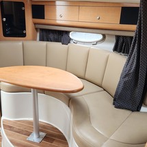 Chaparral 330 Signature