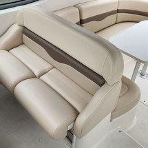 Chaparral 330 Signature