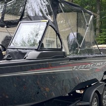 Tracker Targa V-19 WT