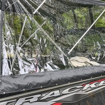 Tracker Targa V-19 WT