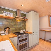 Wide beam narrowboat 65 x 12 hanbury monarch