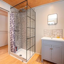 Wide beam narrowboat 65 x 12 hanbury monarch