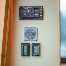 Wide beam narrowboat 65 x 12 hanbury monarch