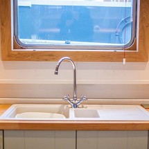 Wide beam narrowboat 65 x 12 hanbury monarch