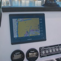 248 Sea Fox Commander