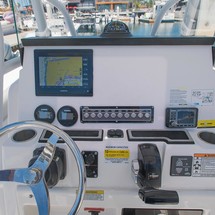 248 Sea Fox Commander