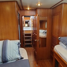 Tarquin trader 535 signature