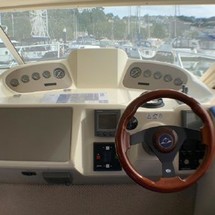 Sealine F37