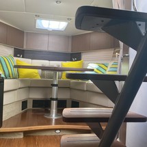 Sea Ray 370 Venture