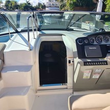 Sea Ray 370 Venture