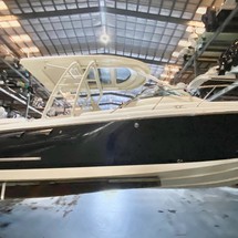 Chris-Craft Launch 38