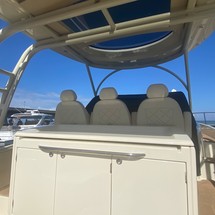 Chris-Craft Launch 38