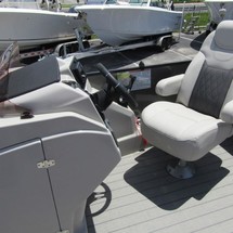 Starcraft Marine SLS 5