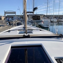 Dufour 390