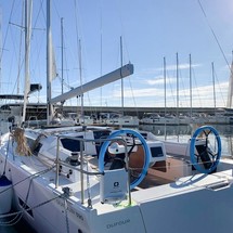 Dufour 390