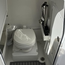 Sea Ray hunt ultra 211