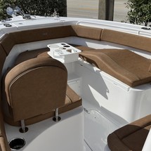 Sea Ray hunt ultra 211