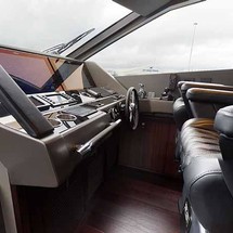 Sunseeker 88 Yacht