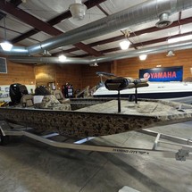 Angler Pro Boats 2900 center console
