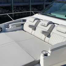 Sea Ray Sundancer 320 OB