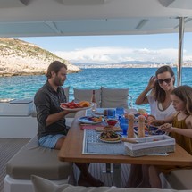 Fountaine Pajot Astréa 42