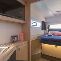Fountaine Pajot Astréa 42