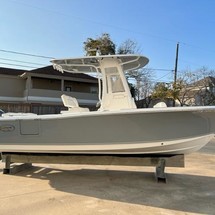 Sea Ray hunt ultra 211