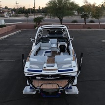 Malibu Wakesetter 24 MXZ