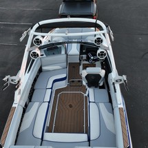 Malibu Wakesetter 24 MXZ