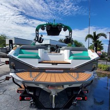 Super Air Nautique G23