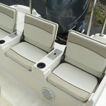 Nauticstar 211