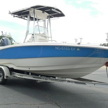 Nauticstar 211